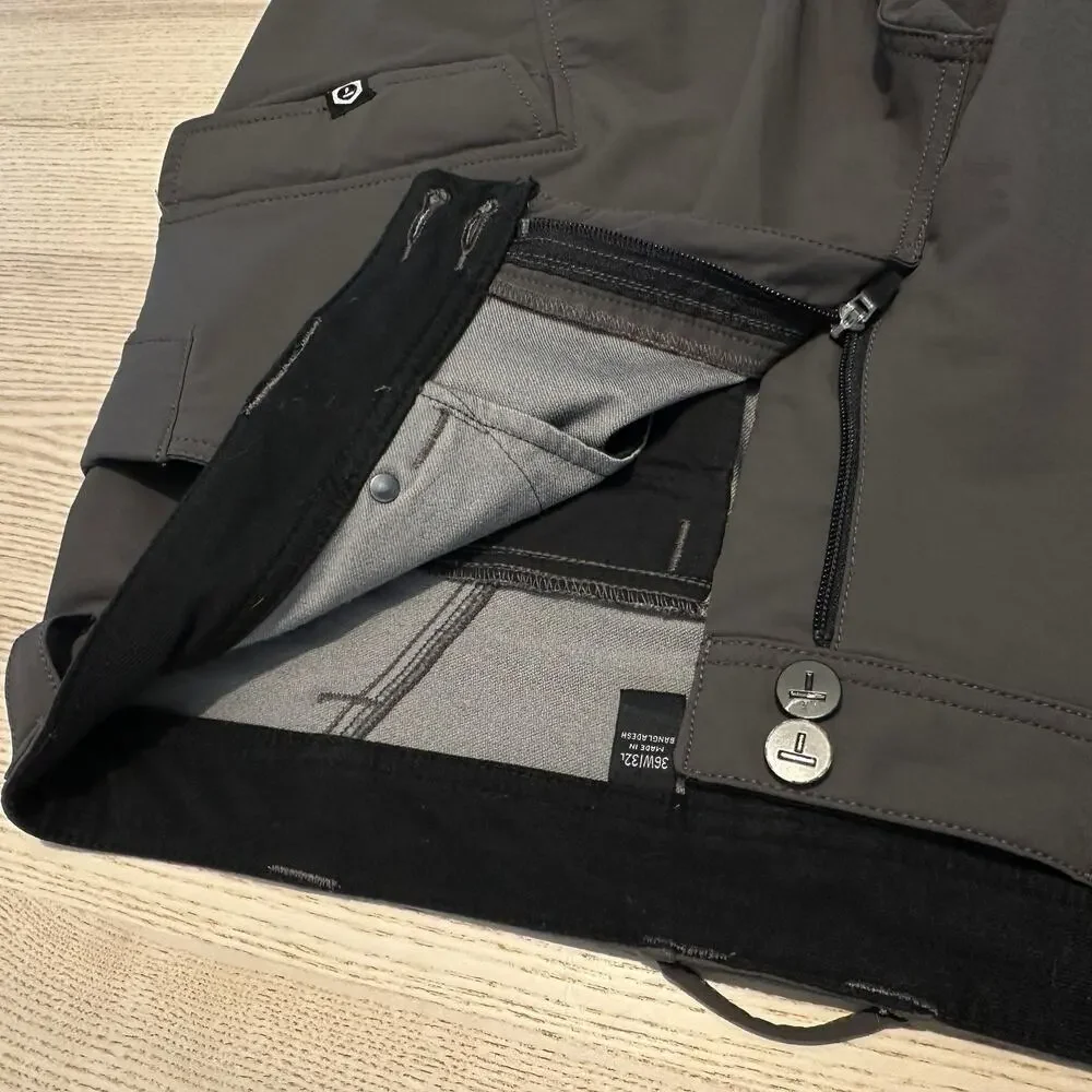 Truewerk Cargo Pants Mens 36x32 Gray Softshell Work Outdoor Utility Travel Hike - Picture 8 of 14